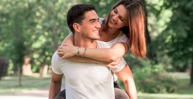La intimidad compartida como lenguaje del amor, la confianza y la conexión profunda en pareja